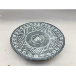 Tallerken / Gr, Hvide Blomster Og Striber